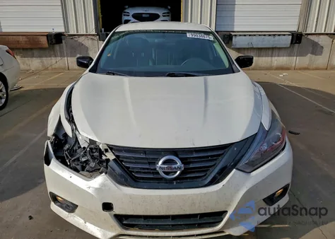 2018 Nissan Altima 2.5 from USA, damaged, VIN 1N4AL3AP1JC161388